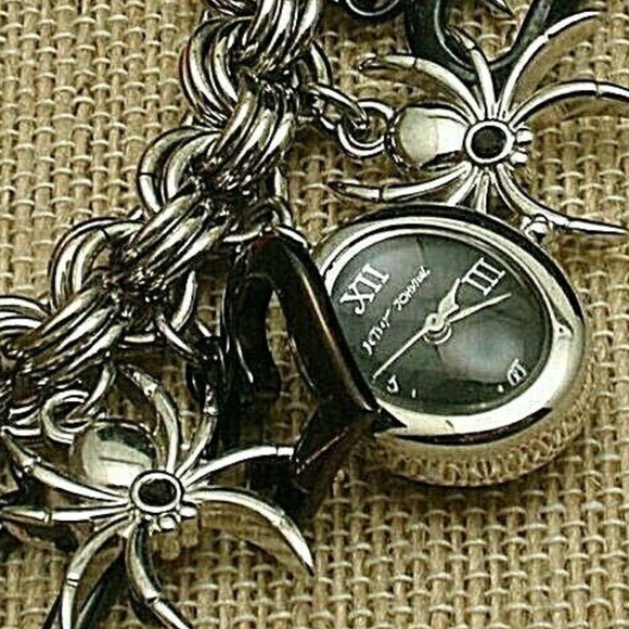 Rare Gorgeous Chain Charms Spider Heart Silver Watch main image 4